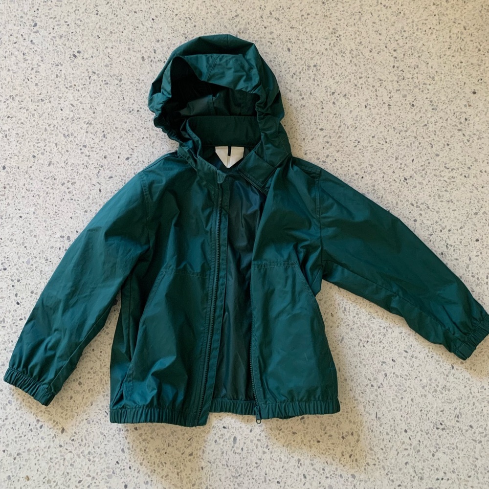 Arket kids green raincoat 98/104 - 4T US size